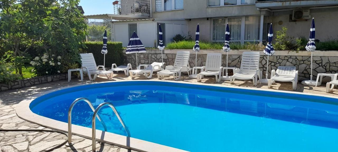 Семеен Хотел Атива - Family Hotel Ativa ロゼネッツ エクステリア 写真