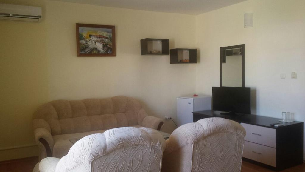 Семеен Хотел Атива - Family Hotel Ativa ロゼネッツ エクステリア 写真