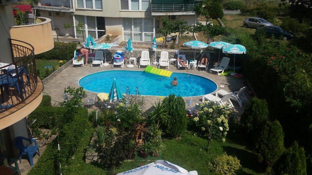 Семеен Хотел Атива - Family Hotel Ativa ロゼネッツ エクステリア 写真