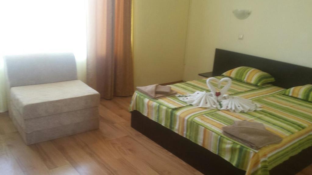 Семеен Хотел Атива - Family Hotel Ativa ロゼネッツ エクステリア 写真